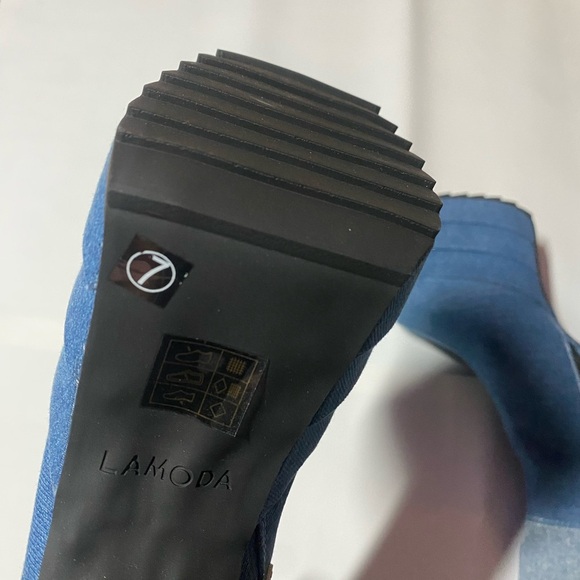 Lamoda - TALK OF THE TOWN PLATFORM KNEE HIGH BOOTS - Picture 2 of 2